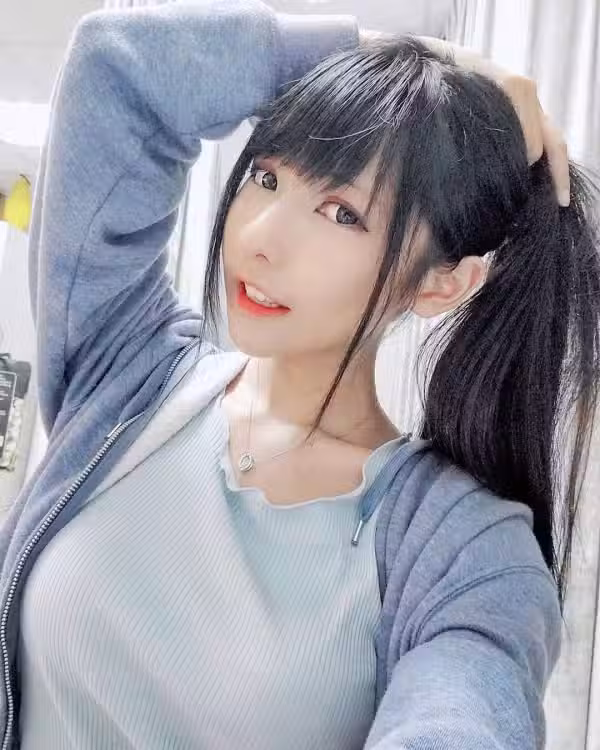 /www/photos18.com/web/images/node/0/1728.avif