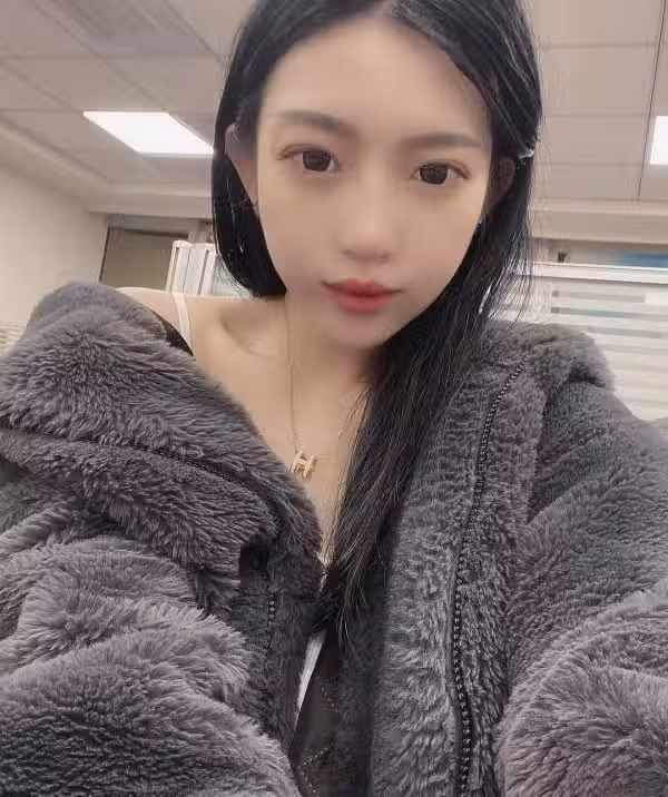 /www/photos18.com/web/images/node/0/1835.avif