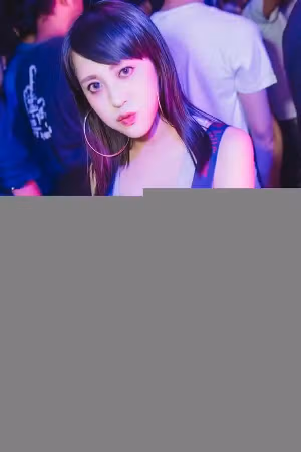 /www/photos18.com/web/images/node/0/566.avif