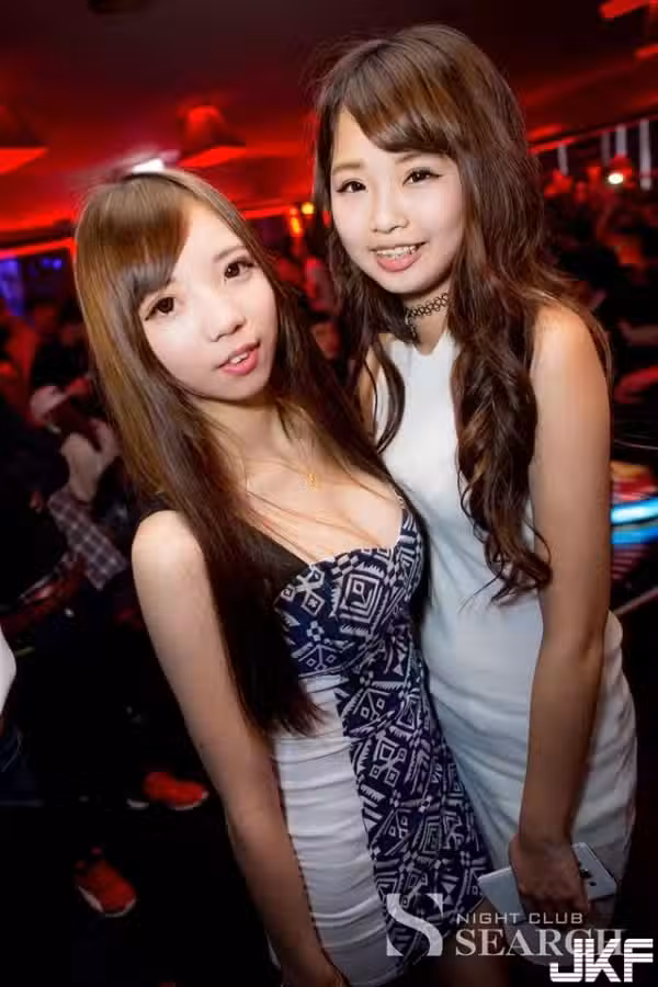 /www/photos18.com/web/images/node/0/712.avif