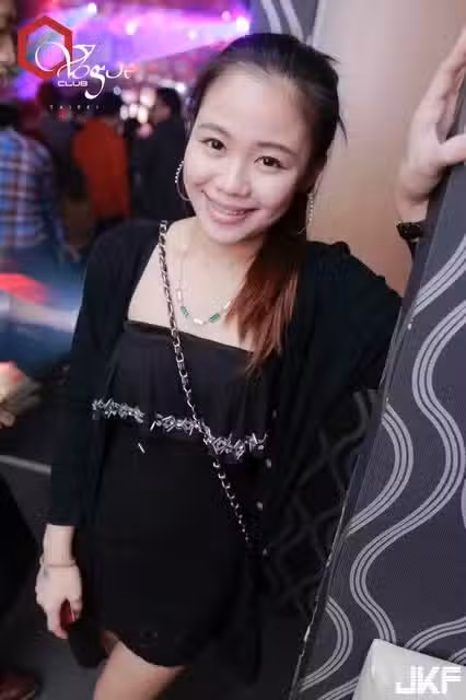 /www/photos18.com/web/images/node/0/802.avif