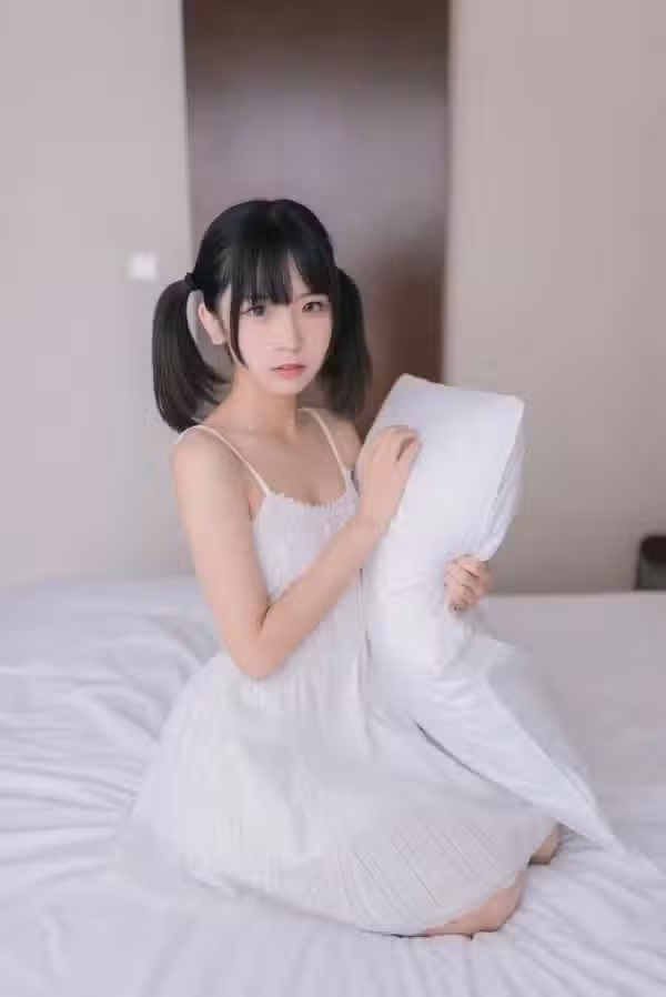 /www/photos18.com/web/images/node/0/8371.avif