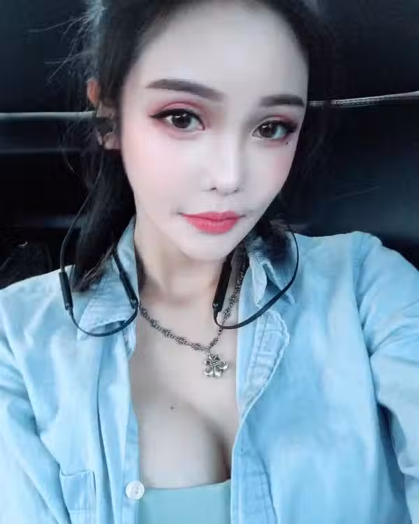 /www/photos18.com/web/images/node/1/16713.avif