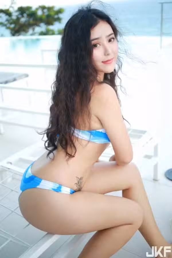 /www/photos18.com/web/images/node/14/140568.avif