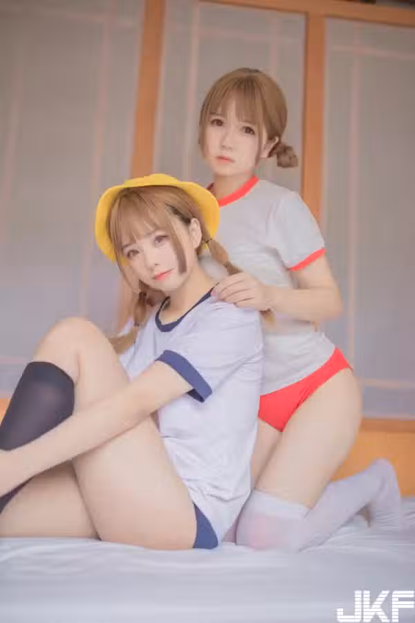 /www/photos18.com/web/images/node/14/148812.avif
