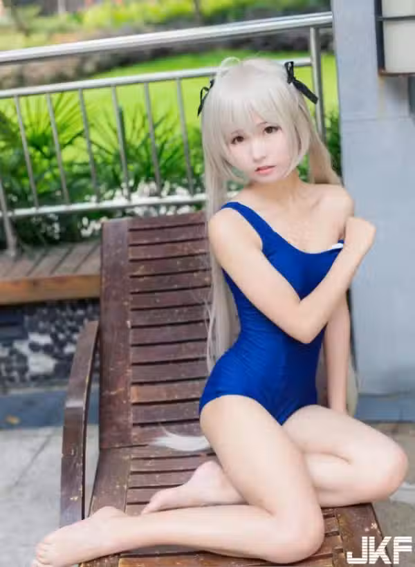 /www/photos18.com/web/images/node/15/150299.avif