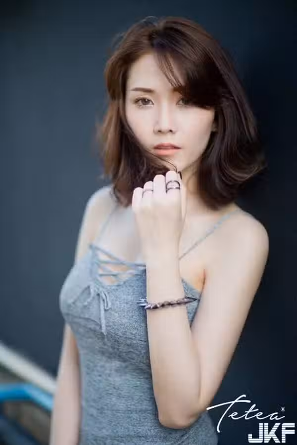 /www/photos18.com/web/images/node/15/152937.avif