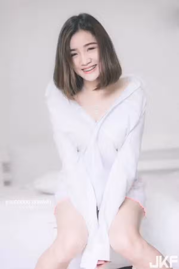 /www/photos18.com/web/images/node/15/153143.avif