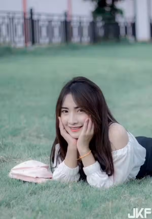 /www/photos18.com/web/images/node/15/154911.avif
