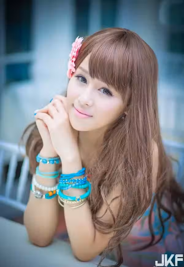 /www/photos18.com/web/images/node/15/156803.avif
