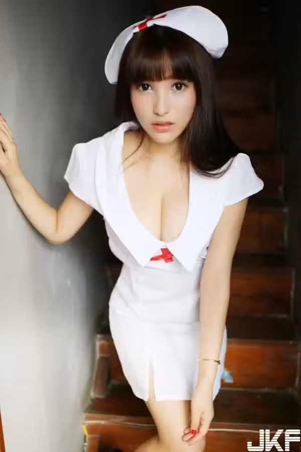 /www/photos18.com/web/images/node/15/159061.avif