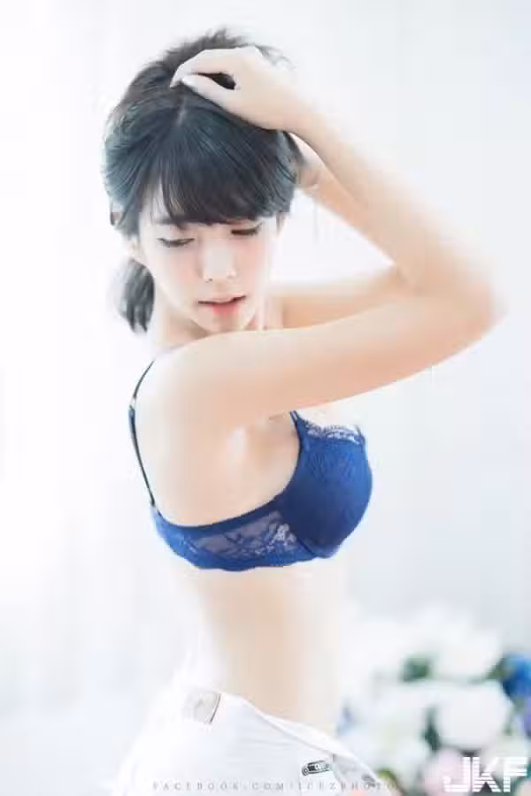 /www/photos18.com/web/images/node/16/160183.avif