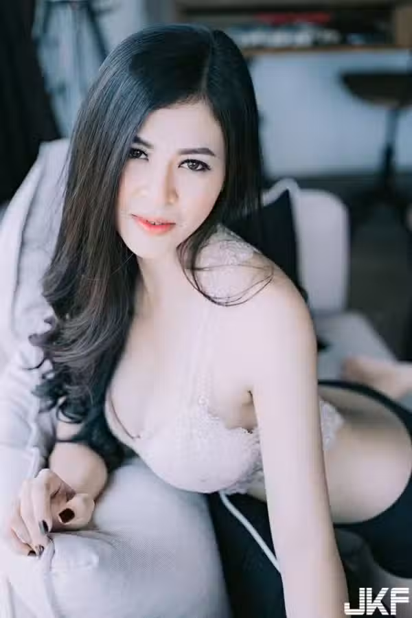 /www/photos18.com/web/images/node/16/160417.avif