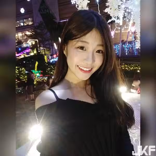 /www/photos18.com/web/images/node/2/20232.avif