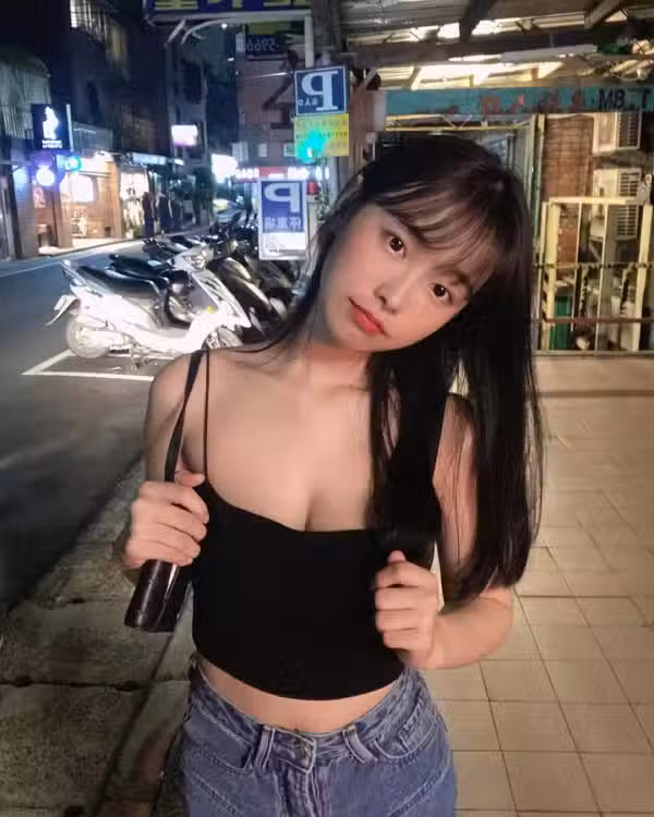 /www/photos18.com/web/images/node/2/20507.avif