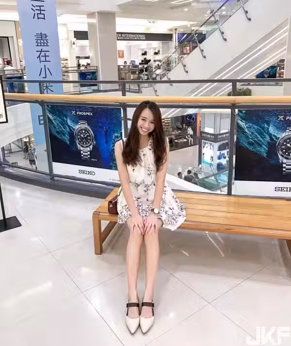 /www/photos18.com/web/images/node/2/21054.avif