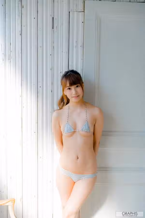 /www/photos18.com/web/images/node/2/28126.avif
