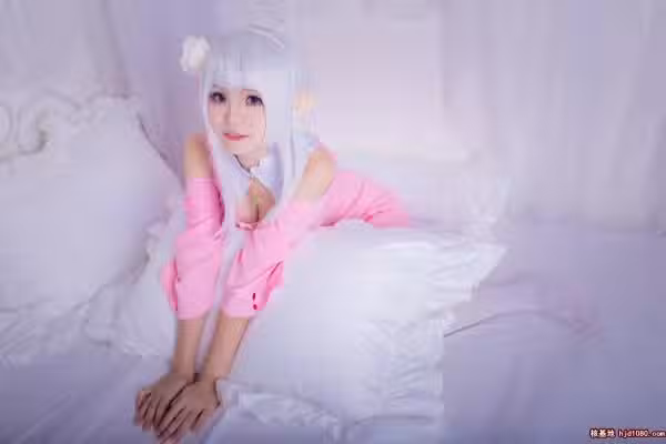 /www/photos18.com/web/images/node/2/28743.avif