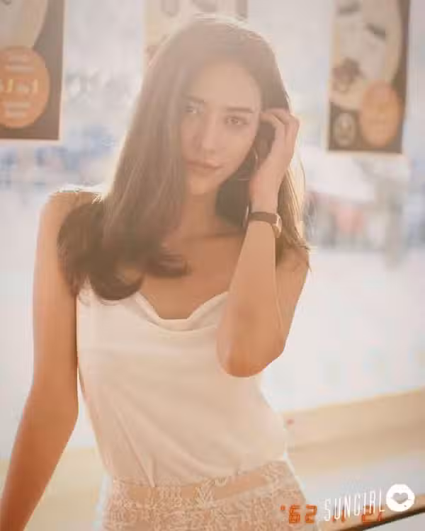 /www/photos18.com/web/images/node/2/29940.avif