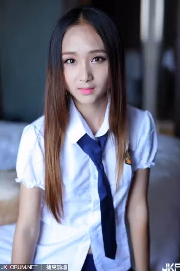 /www/photos18.com/web/images/node/22/223477.avif