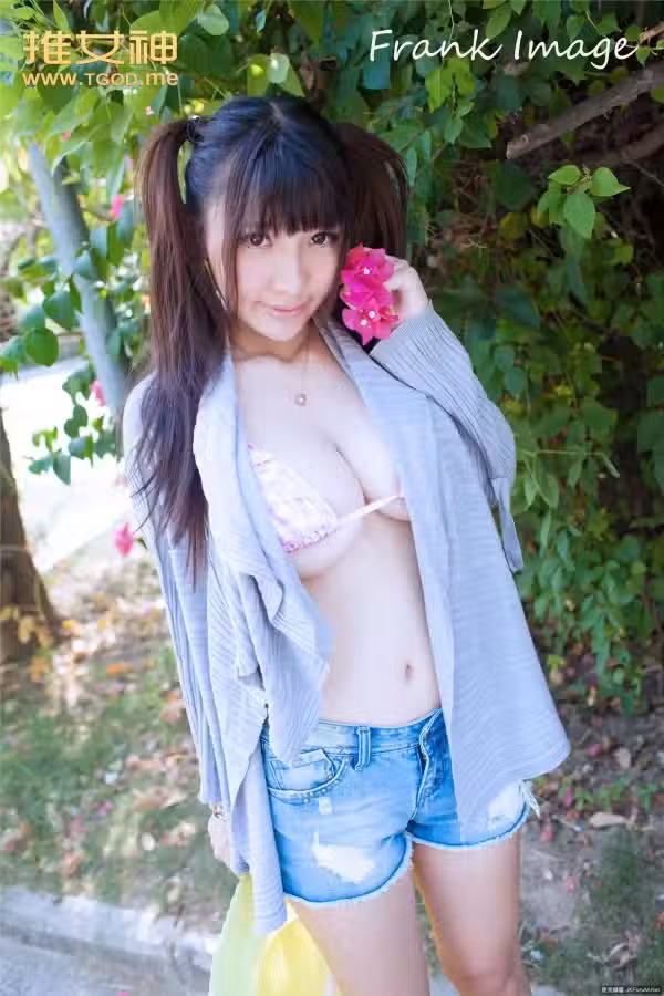 /www/photos18.com/web/images/node/26/265490.avif