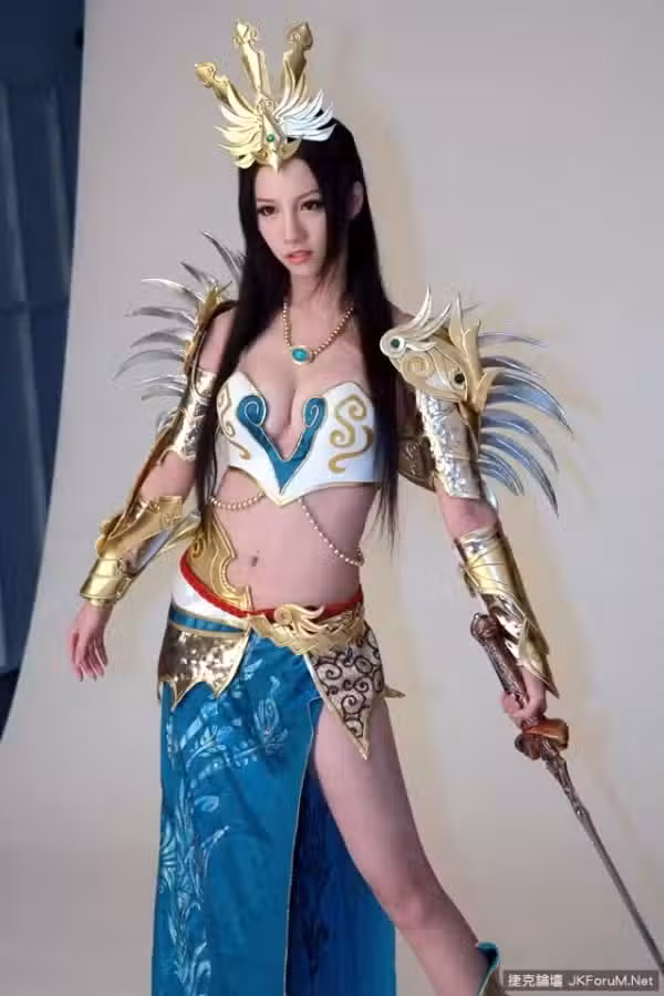 /www/photos18.com/web/images/node/26/265959.avif