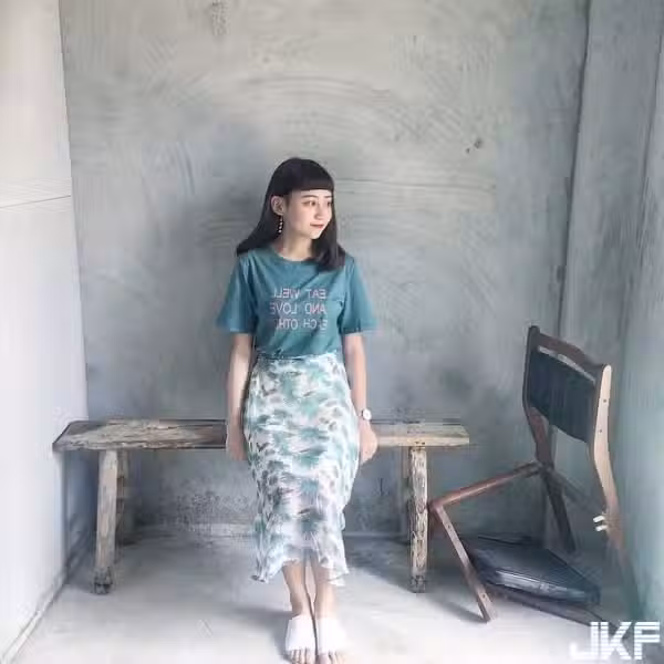 /www/photos18.com/web/images/node/3/37512.avif