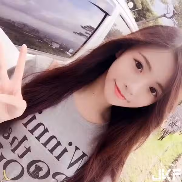 /www/photos18.com/web/images/node/3/38745.avif