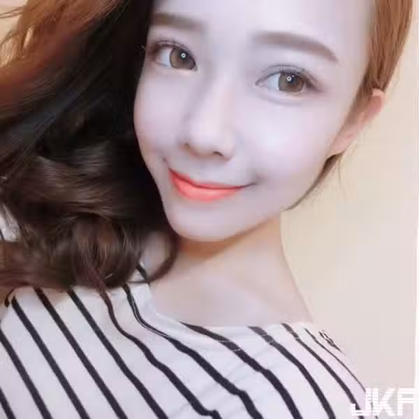 /www/photos18.com/web/images/node/3/38812.avif