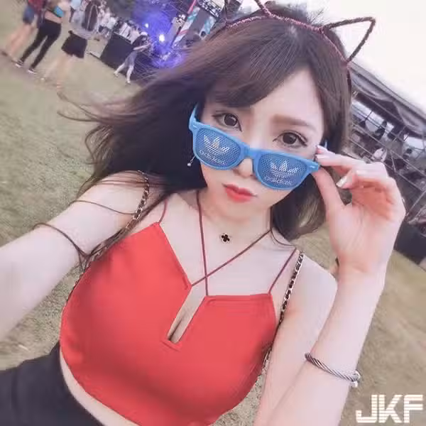 /www/photos18.com/web/images/node/3/38817.avif