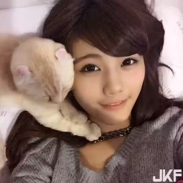 /www/photos18.com/web/images/node/3/39827.avif