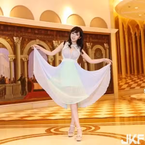 /www/photos18.com/web/images/node/39/399618.avif