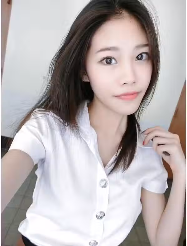 /www/photos18.com/web/images/node/4/41754.avif