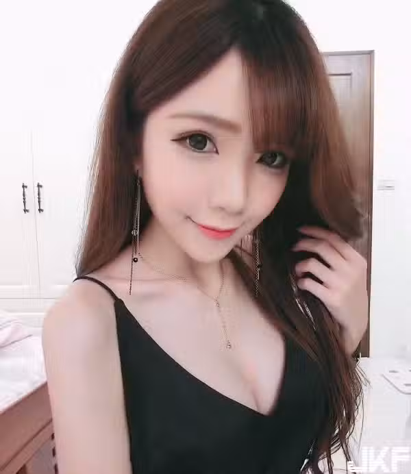 /www/photos18.com/web/images/node/4/41808.avif