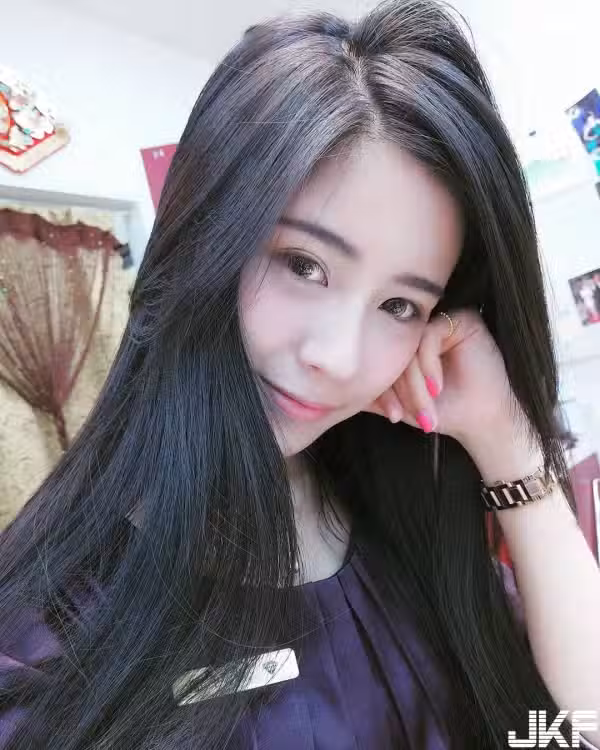 /www/photos18.com/web/images/node/4/42094.avif