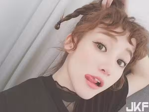 /www/photos18.com/web/images/node/4/42573.avif
