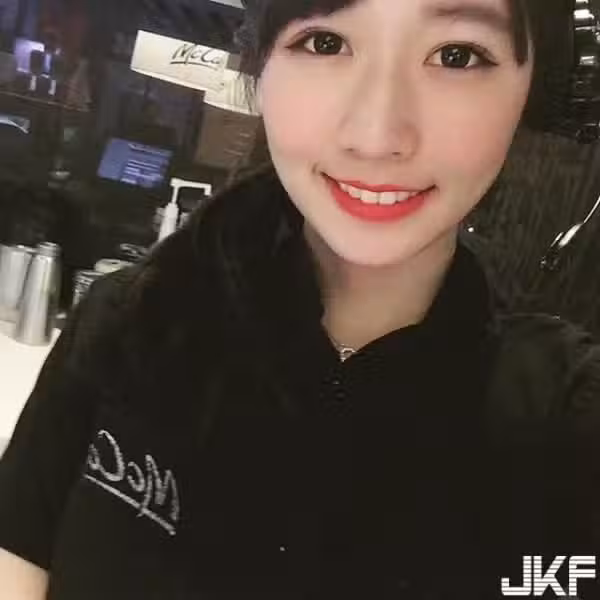 /www/photos18.com/web/images/node/4/43230.avif