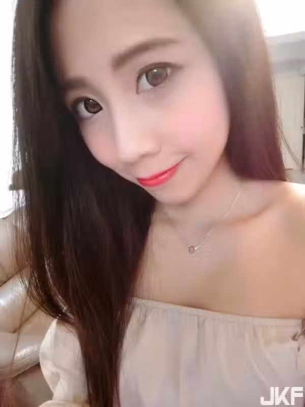 /www/photos18.com/web/images/node/4/44239.avif