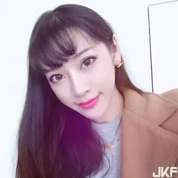 /www/photos18.com/web/images/node/4/44251.avif