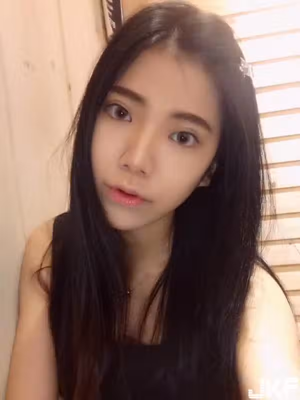 /www/photos18.com/web/images/node/4/44535.avif