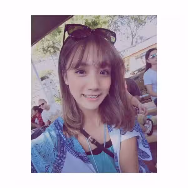 /www/photos18.com/web/images/node/4/44806.avif