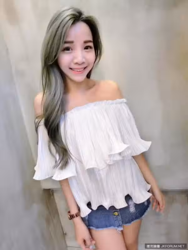 /www/photos18.com/web/images/node/40/403715.avif