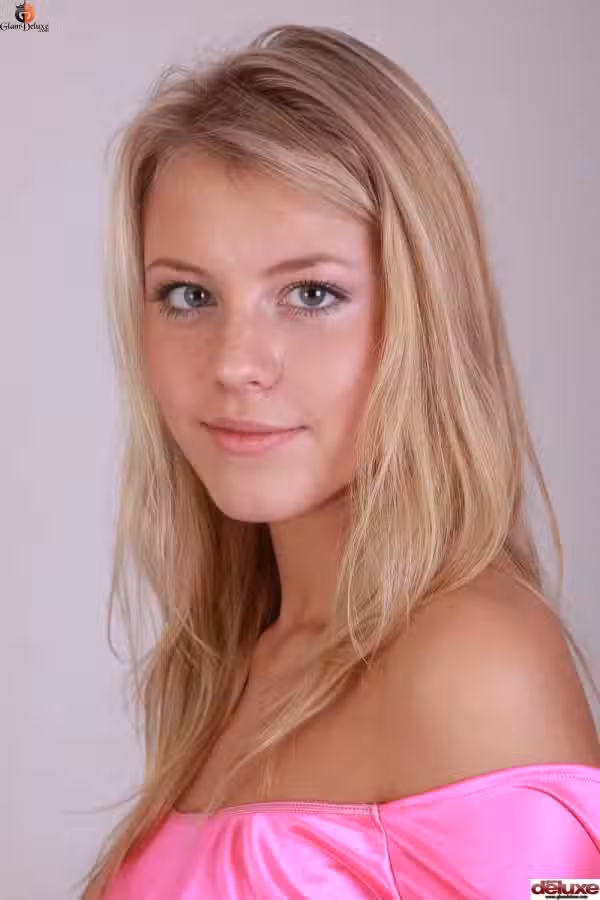 /www/photos18.com/web/images/node/5/52505.avif