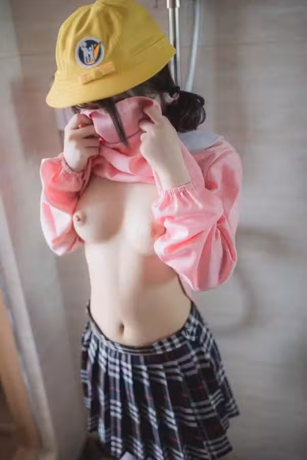 /www/photos18.com/web/images/node/53/534166.avif
