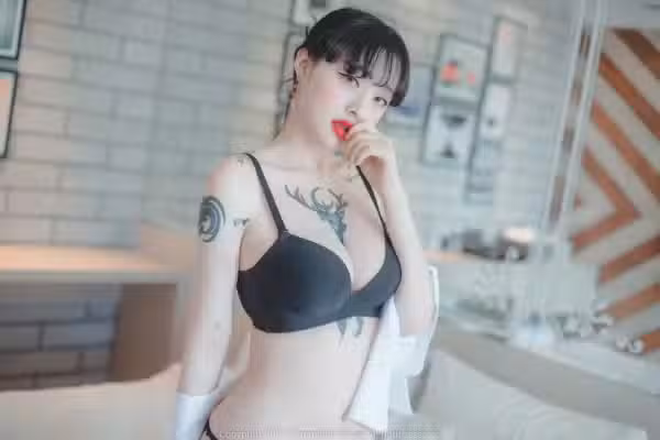 /www/photos18.com/web/images/node/53/537128.avif