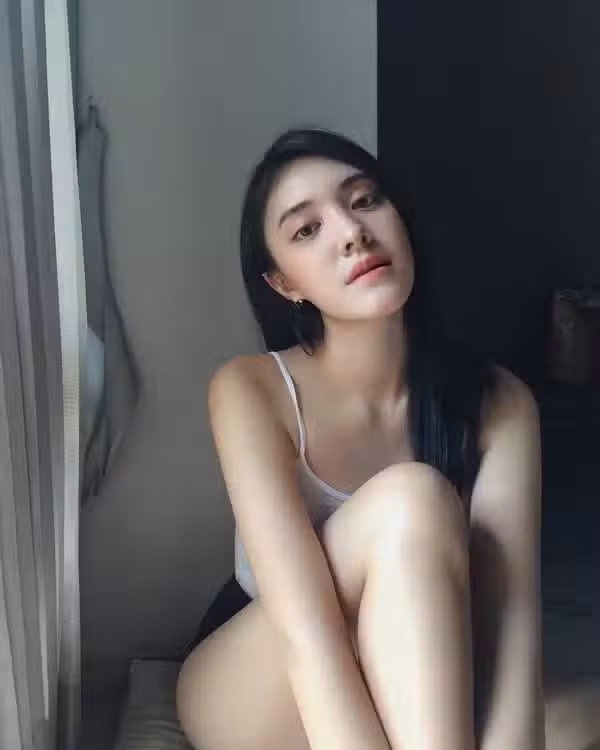 /www/photos18.com/web/images/node/6/63247.avif