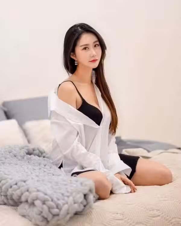 /www/photos18.com/web/images/node/6/64921.avif