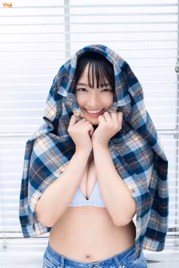 /www/photos18.com/web/images/node/6/67612.avif