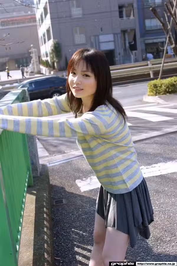 /www/photos18.com/web/images/node/6/68914.avif
