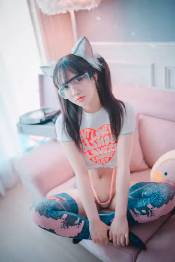 /www/photos18.com/web/images/node/63/630186.avif